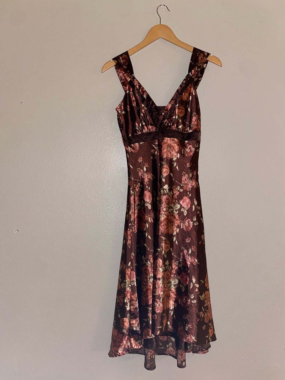 Romy Silky Midi Dress – Size S Wedding Guest Romantic Cottagecore Semi Formal